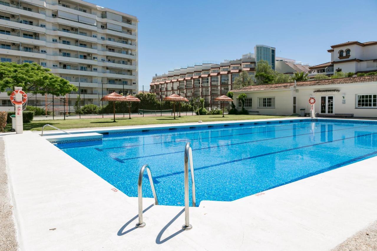 Malagadevacaciones - La Carihuela Palace Torremolinos Dış mekan fotoğraf