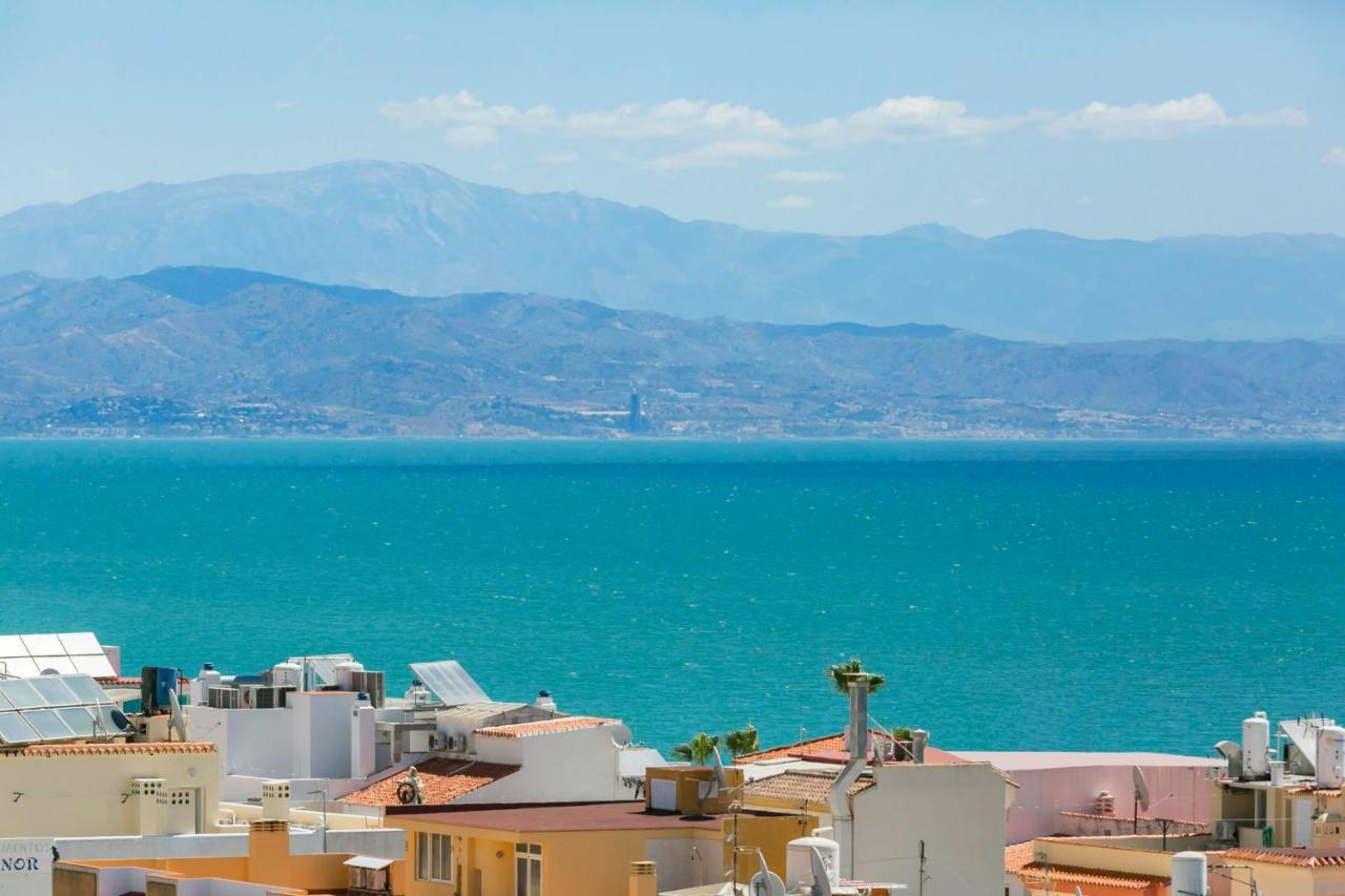 Malagadevacaciones - La Carihuela Palace Torremolinos Dış mekan fotoğraf